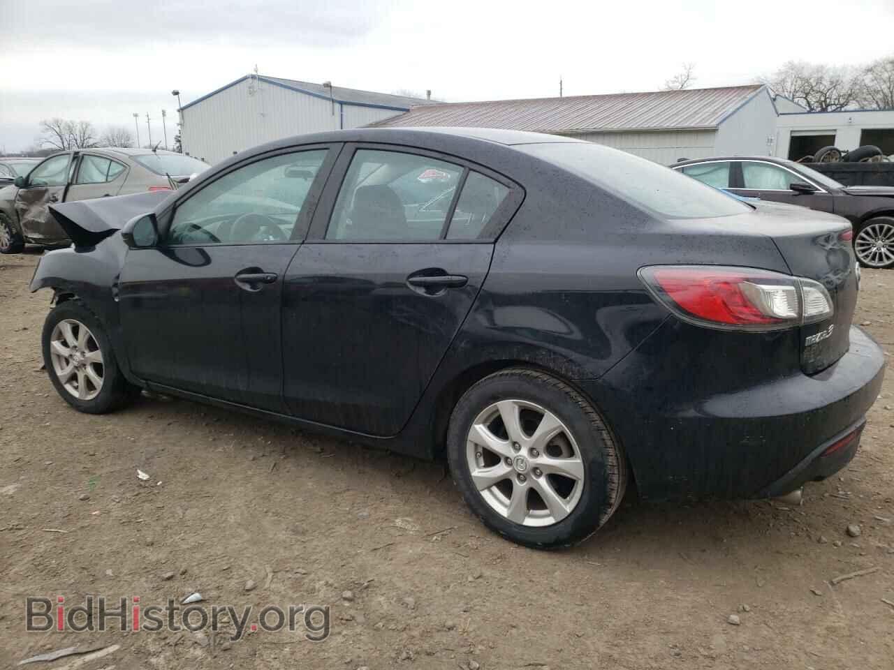 2011 MAZDA 3 - VIN: JM1BL1VF2B1381897 - Фото 2