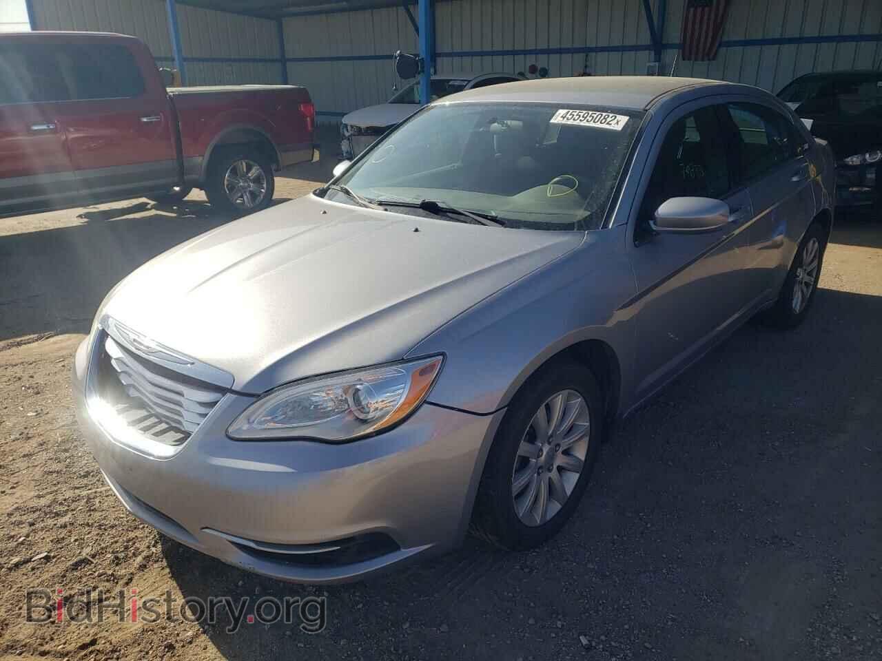 2013 CHRYSLER 200 - VIN: 1C3CCBBB7DN745680 - Photo 2
