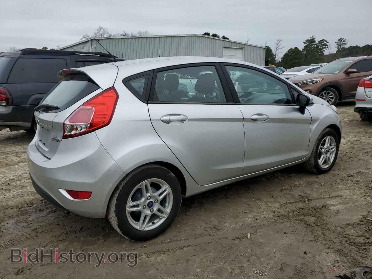 2018 FORD FIESTA - VIN: 3FADP4EJ0JM106801 - Фото 3