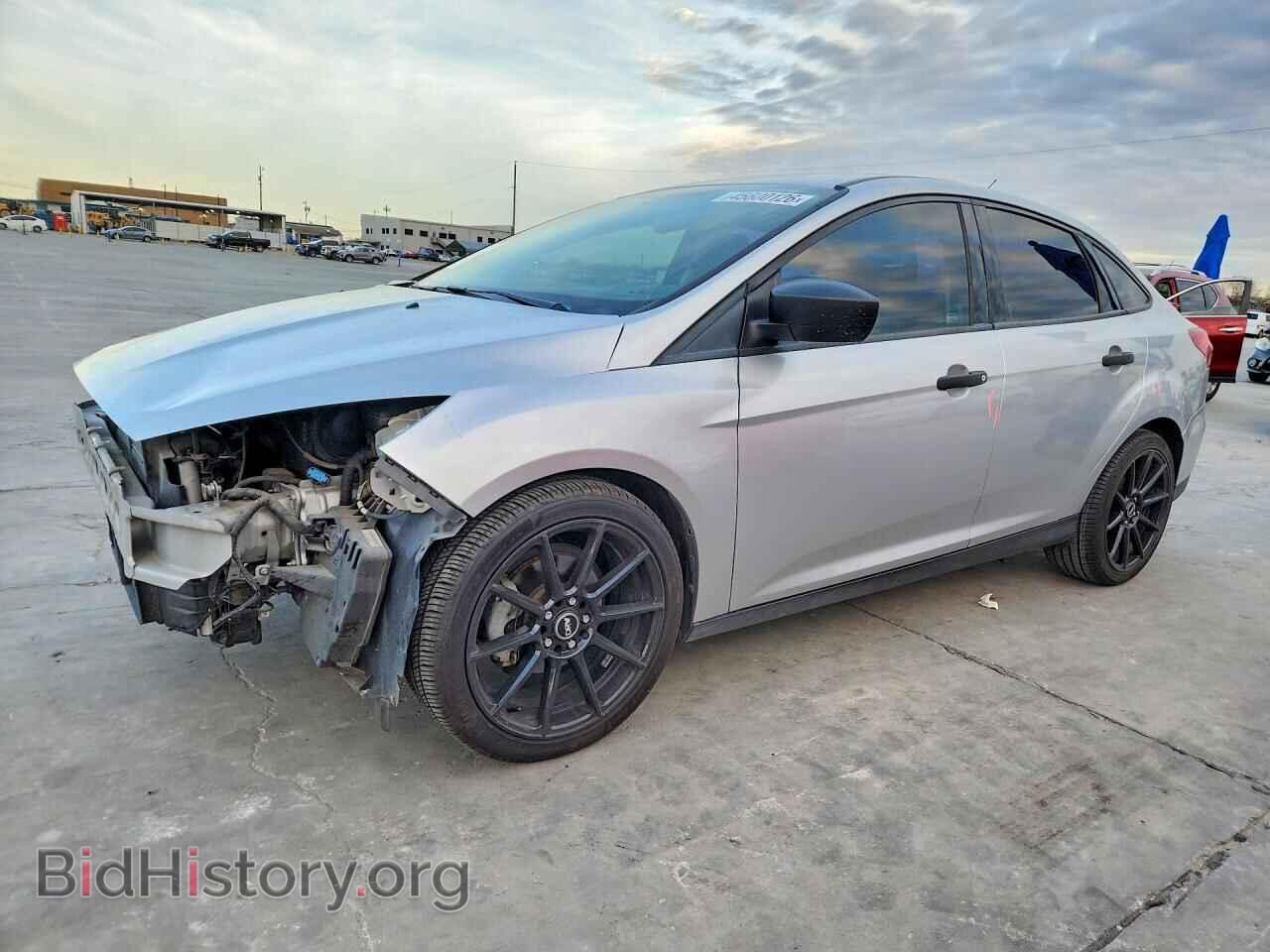 Photo 1FADP3E29JL304281 - FORD FOCUS 2018