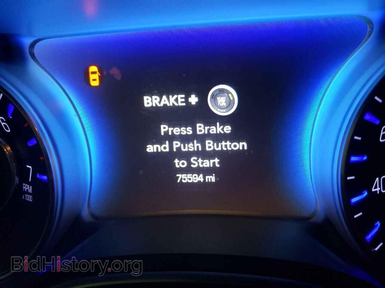 2015 CHRYSLER 300 - VIN: 2C3CCAKG5FH923491 - Фото 9
