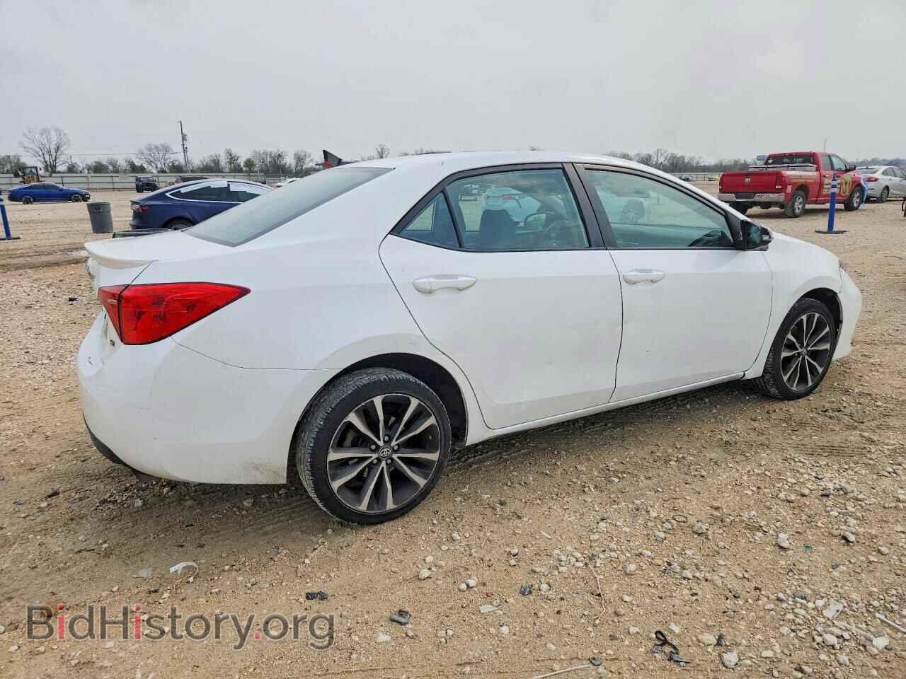 2017 TOYOTA COROLLA - VIN: 5YFBURHE0HP656590 - Фото 3