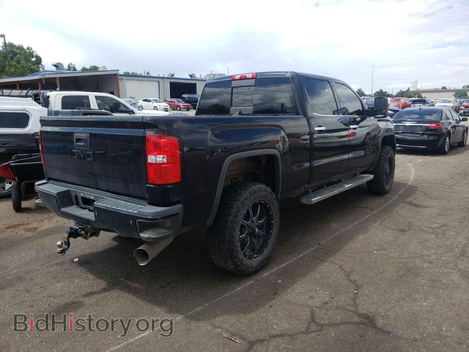2017 GMC SIERRA - VIN: 1GT12UEY2HF225601 - Фото 4