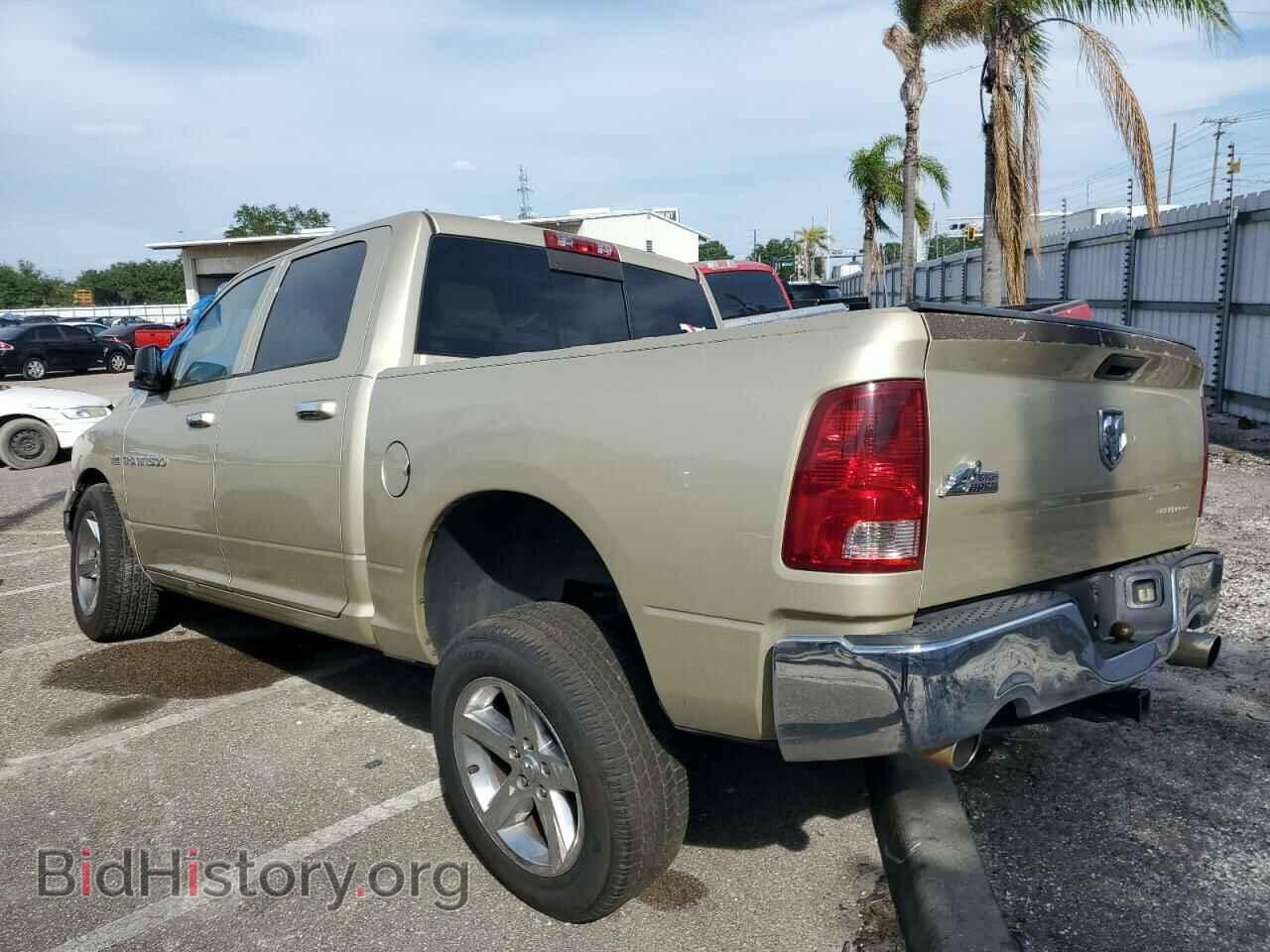 2011 DODGE RAM 1500 - VIN: 1D7RB1CT1BS505149 - Фото 2