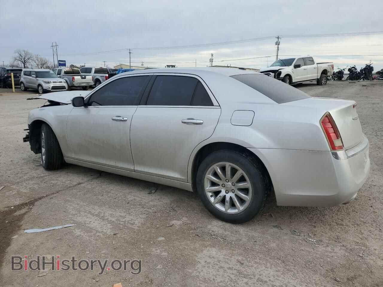 2012 CHRYSLER 300 - VIN: 2C3CCACG0CH234551 - Фото 2