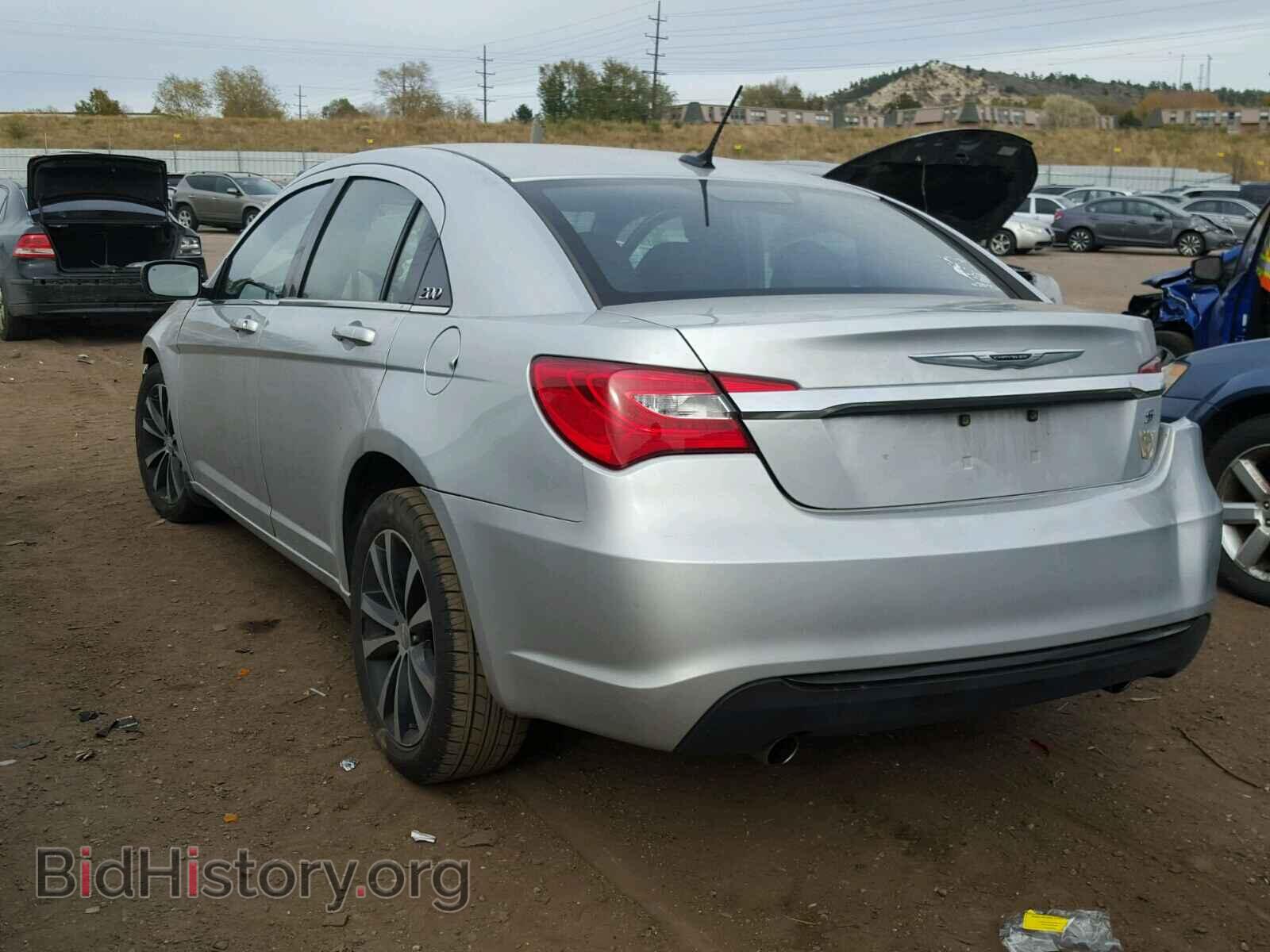 2012 CHRYSLER 200 - VIN: 1C3CCBHG2CN187755 - Фото 3