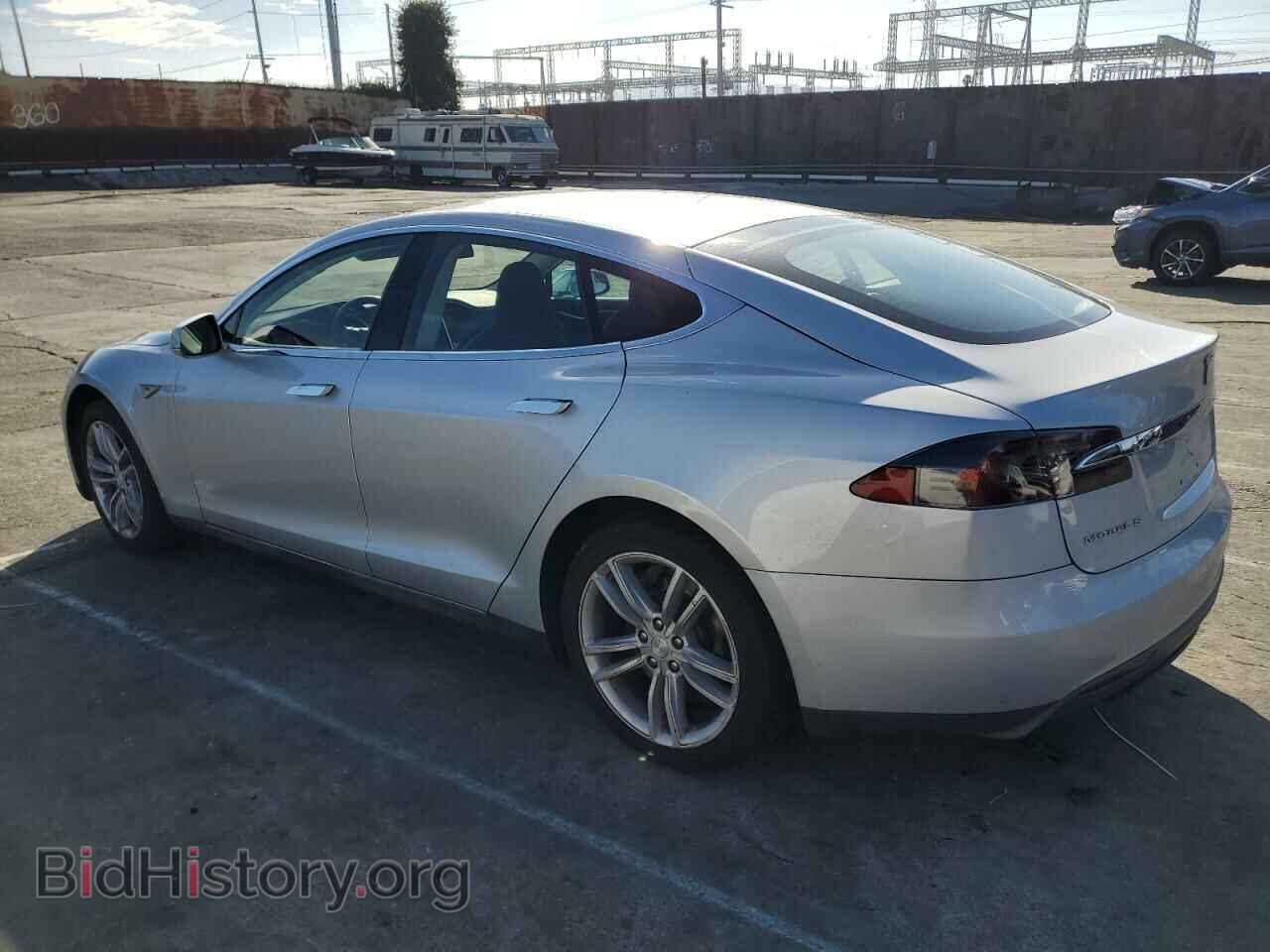 2013 TESLA MODEL S - VIN: 5YJSA1AC5DFP11205 - Photo 2