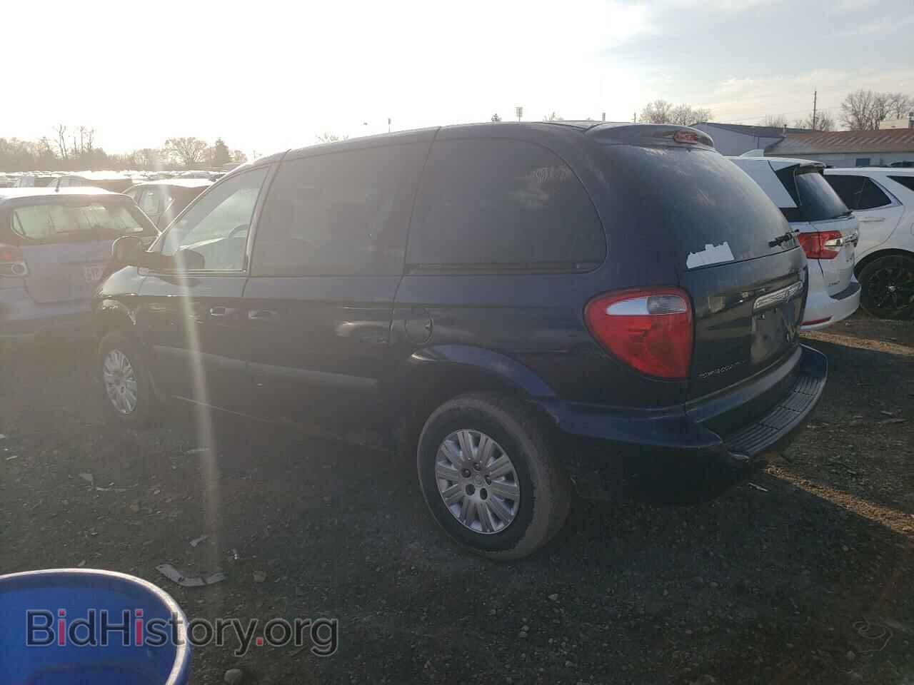 2006 CHRYSLER MINIVAN - VIN: 1A4GP45R06B502295 - Фото 2