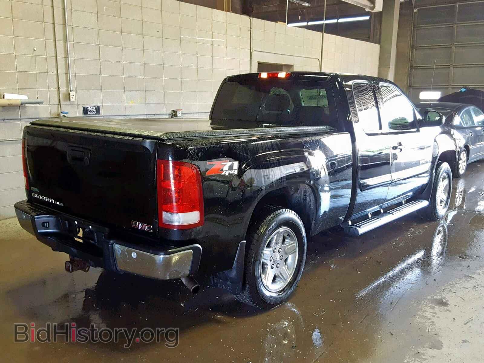 2010 GMC SIERRA K15 - VIN: 1GTSKVE30AZ289364 - Фото 4