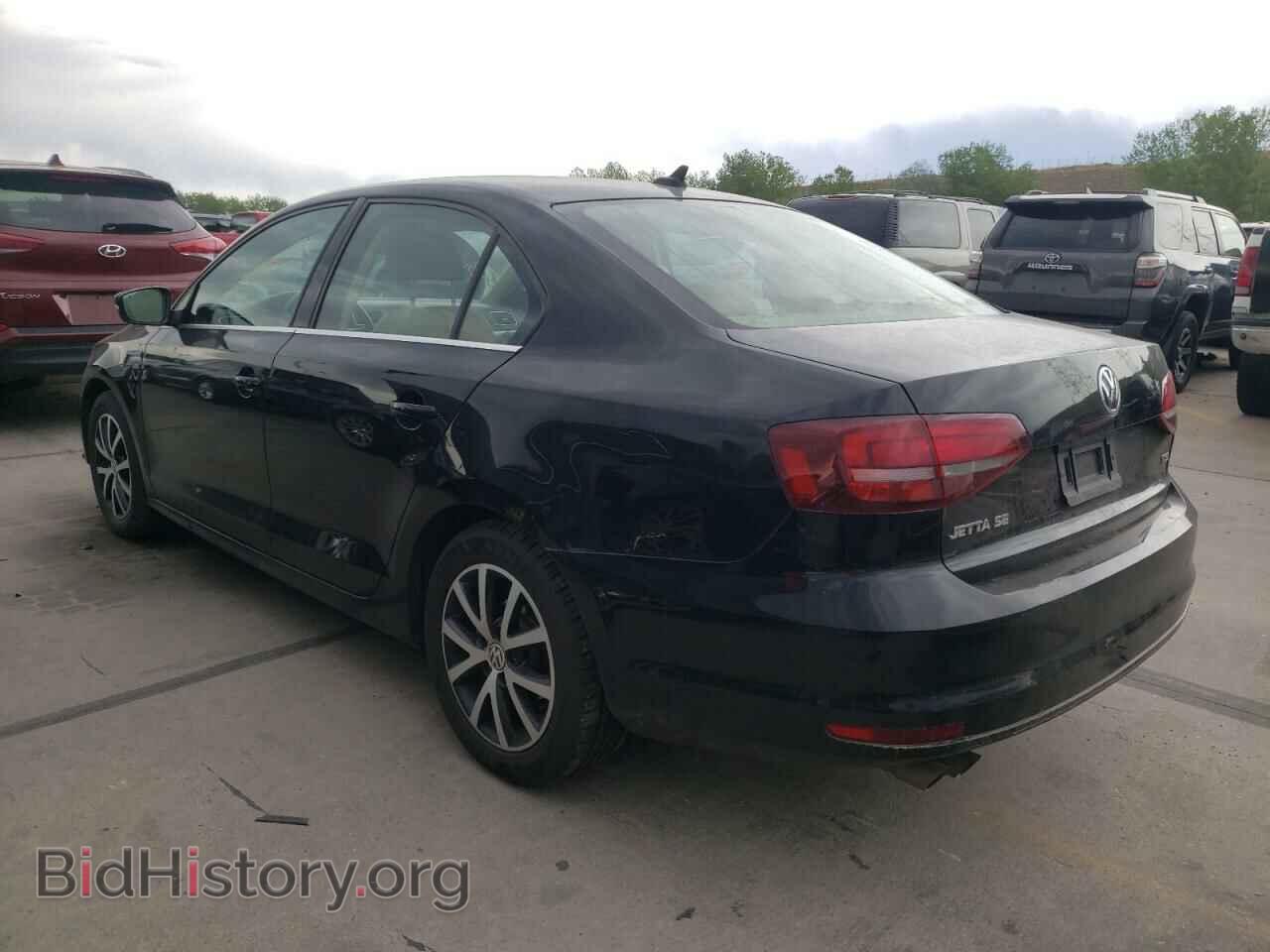 2017 VOLKSWAGEN JETTA - VIN: 3VWDB7AJ3HM371090 - Фото 3