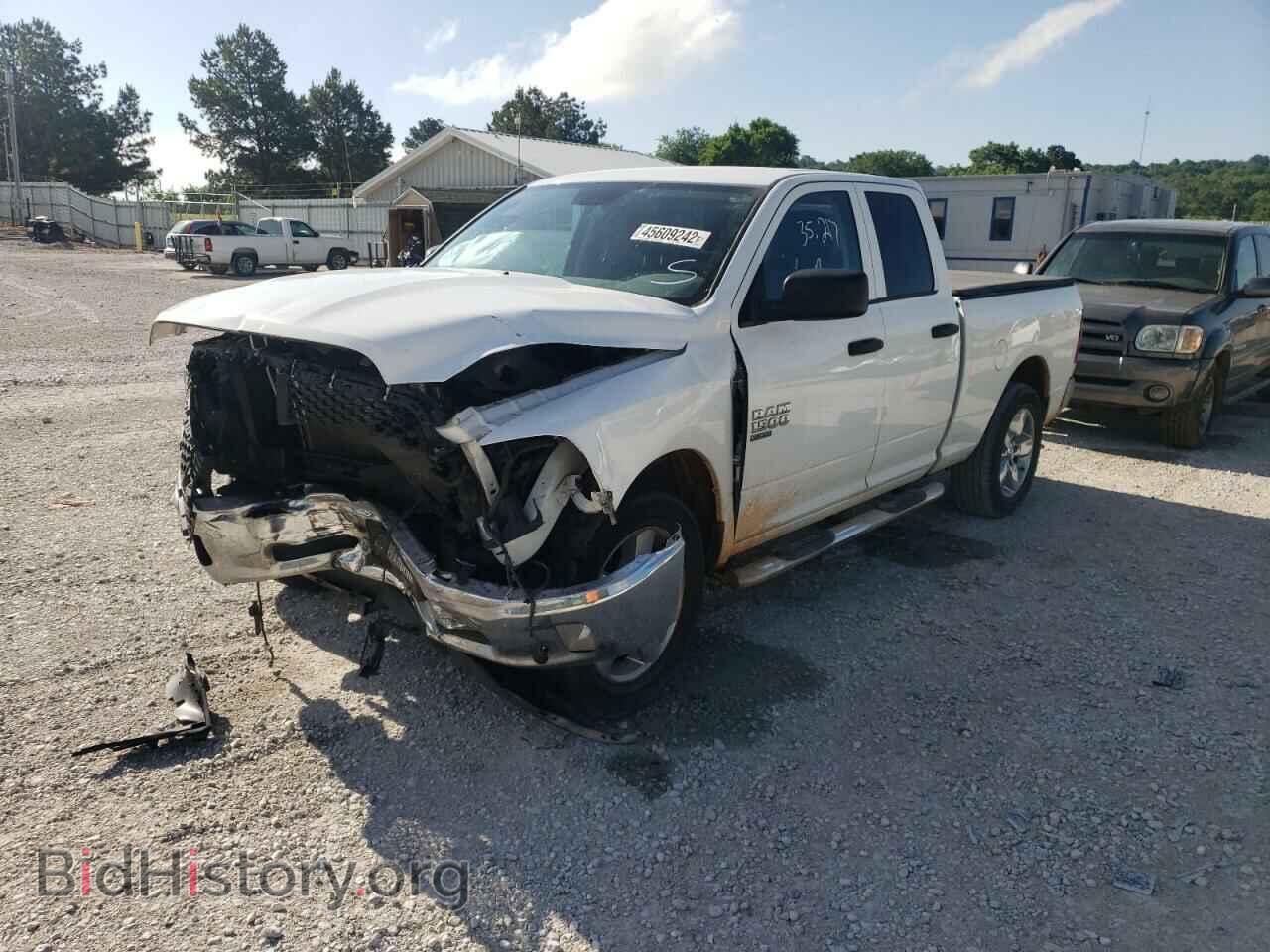 2019 RAM 1500 - VIN: 1C6RR6FG2KS524236 - Фото 2