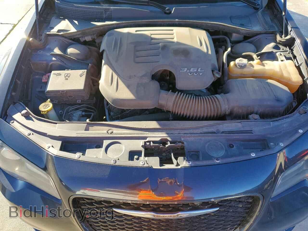 2019 CHRYSLER 300 - VIN: 2C3CCAGG6KH689932 - Фото 11