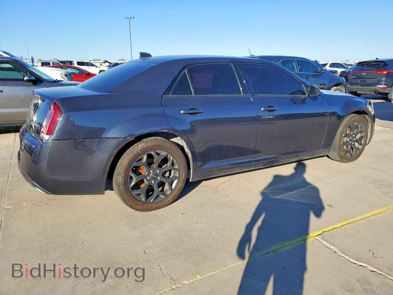 2019 CHRYSLER 300 - VIN: 2C3CCAGG6KH689932 - Фото 3