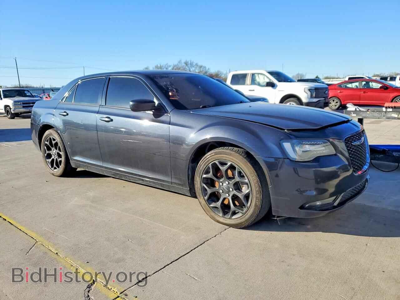 2019 CHRYSLER 300 - VIN: 2C3CCAGG6KH689932 - Фото 4