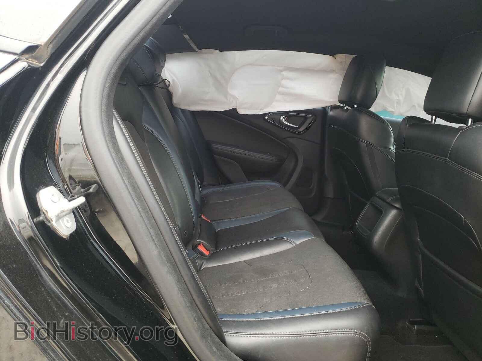 2015 CHRYSLER 200 - VIN: 1C3CCCBB2FN555620 - Photo 6