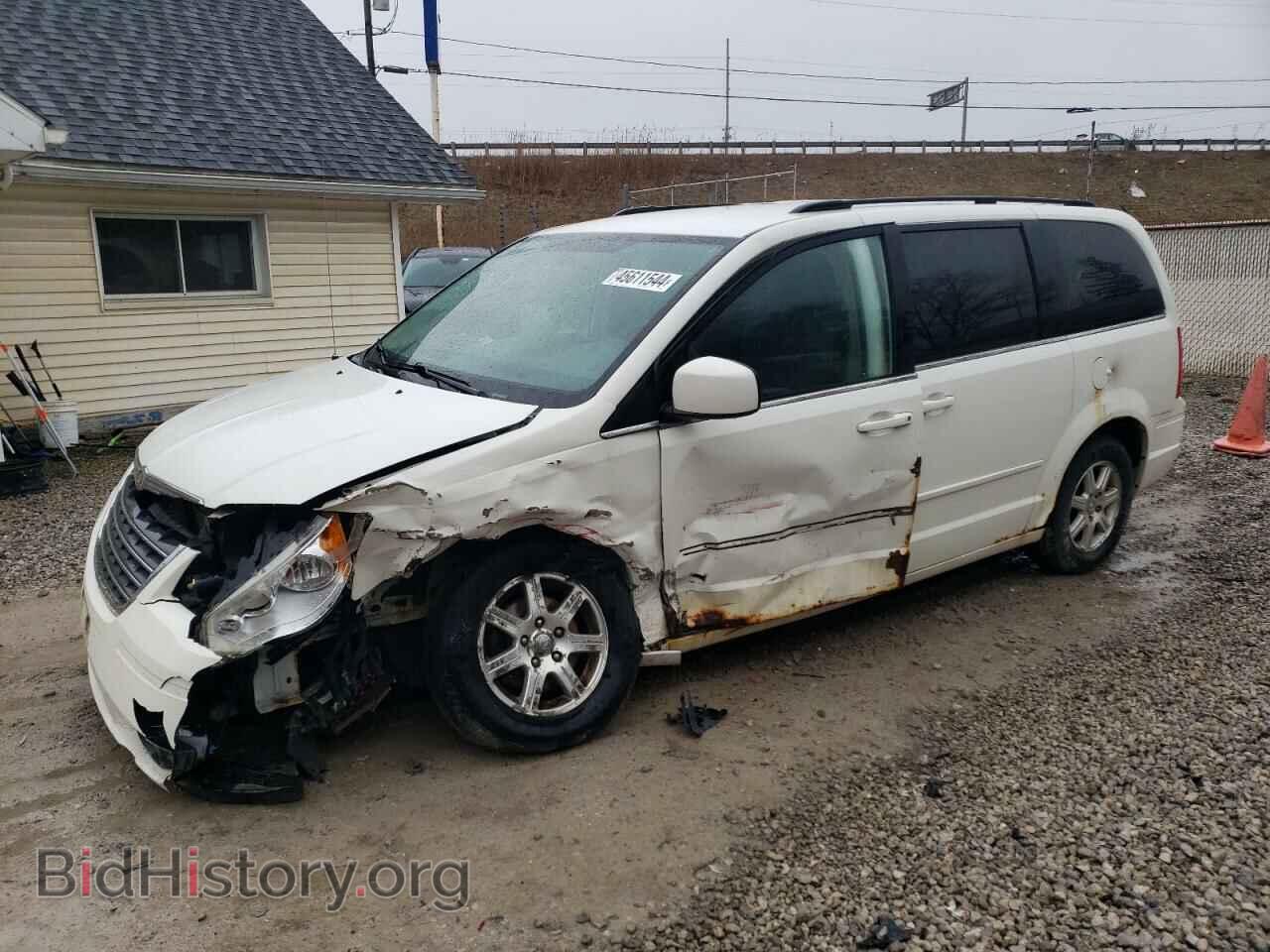 Фотография 2A8HR54PX8R825812 - CHRYSLER MINIVAN 2008