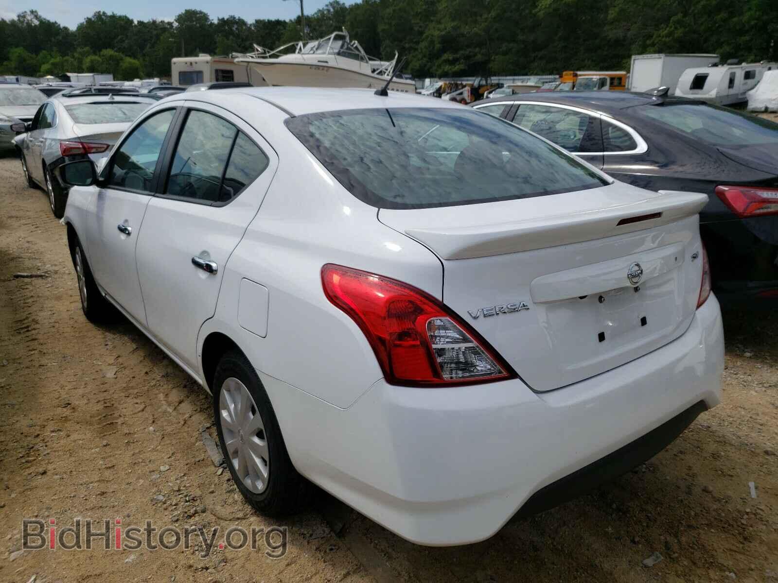 2019 NISSAN VERSA - VIN: 3N1CN7AP3KL822500 - Photo 3