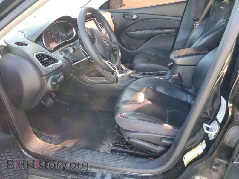 2015 Dodge DART (VIN 1C3CDFBBXFD252735) — фото 7 из 13