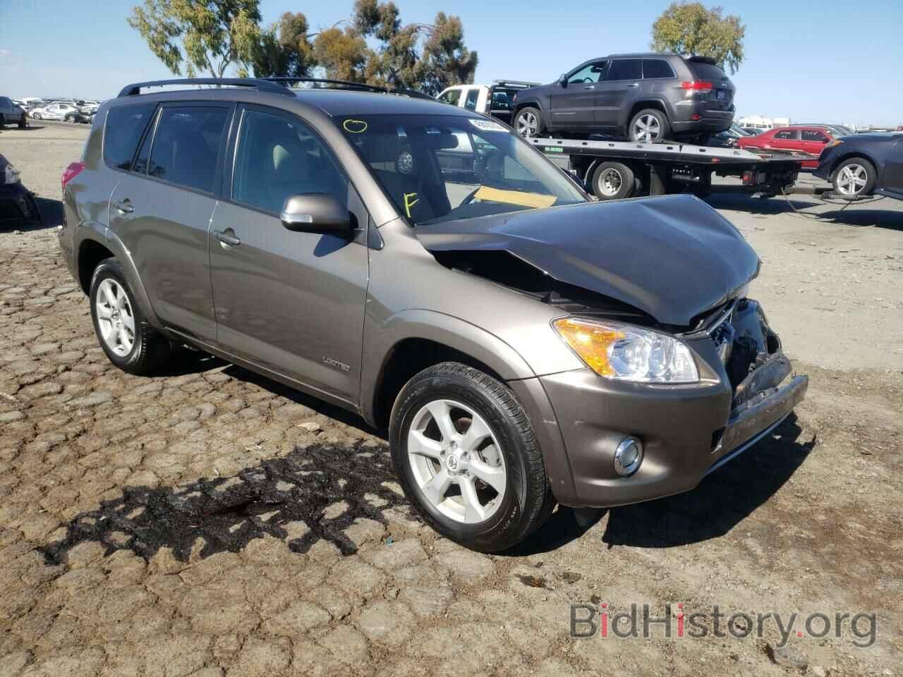 Фотография 2T3DF4DV9CW249913 - TOYOTA RAV4 2012