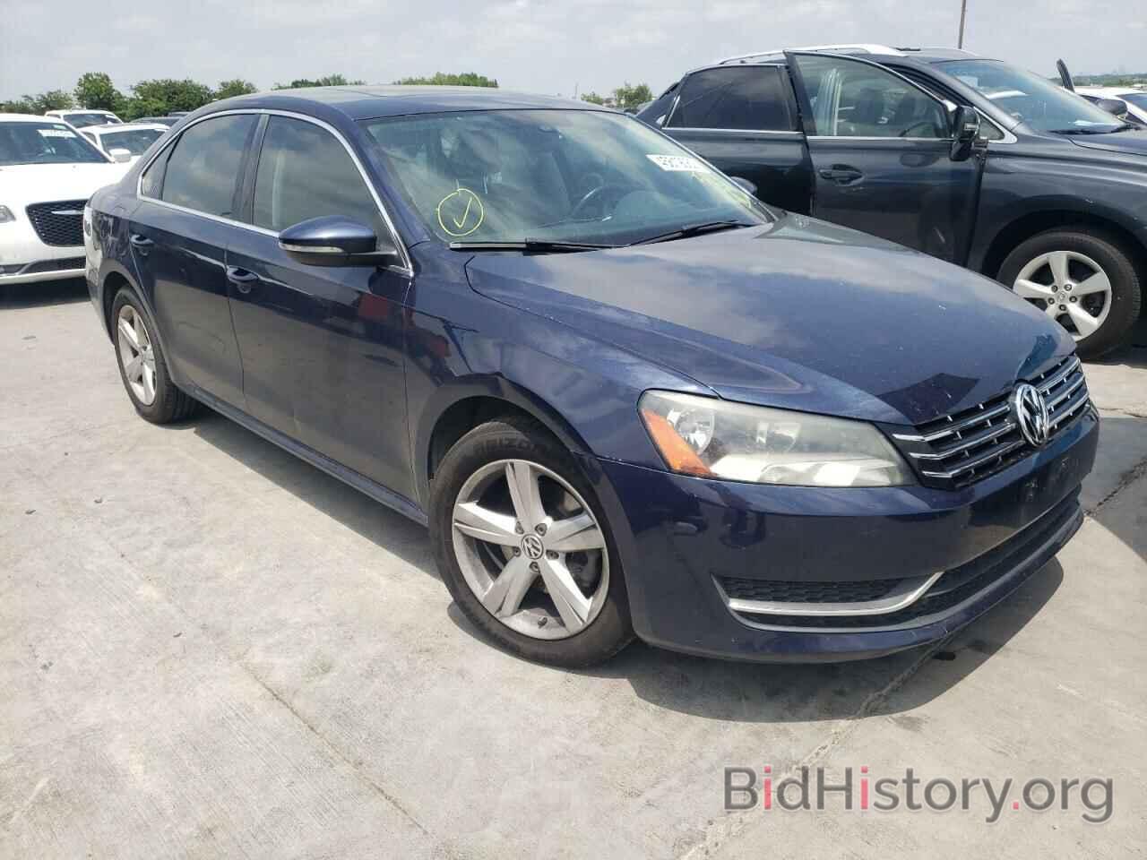 Photo 1VWBN7A39CC046843 - VOLKSWAGEN PASSAT 2012