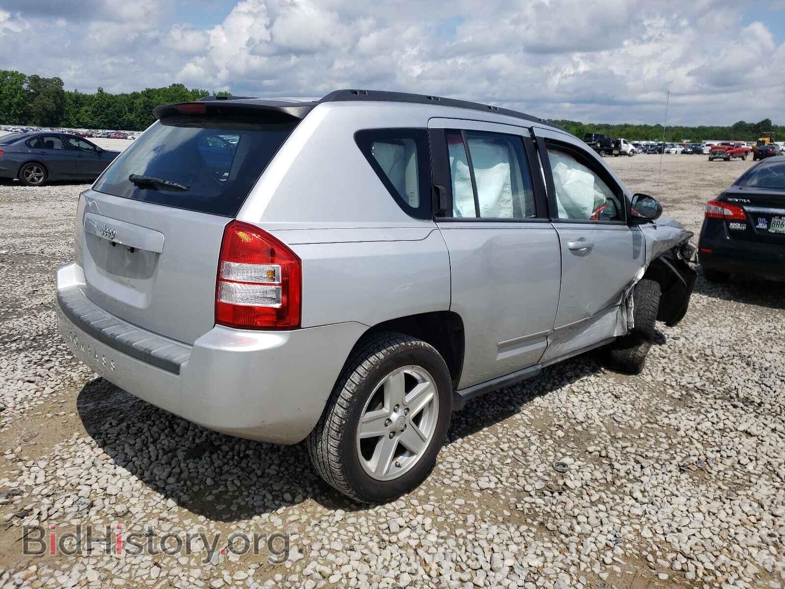 2010 JEEP COMPASS - VIN: 1J4NT4FBXAD589642 - Photo 4