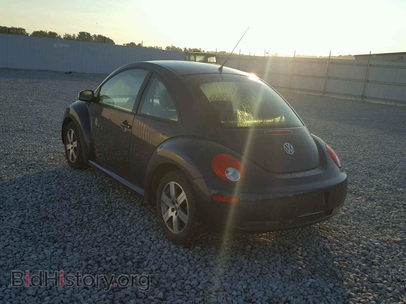 2006 VOLKSWAGEN BEETLE - VIN: 3VWPW31C56M408018 - Фото 3