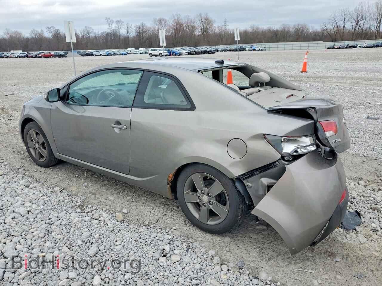 2010 KIA FORTE - VIN: KNAFU6A20A5252320 - Фото 2