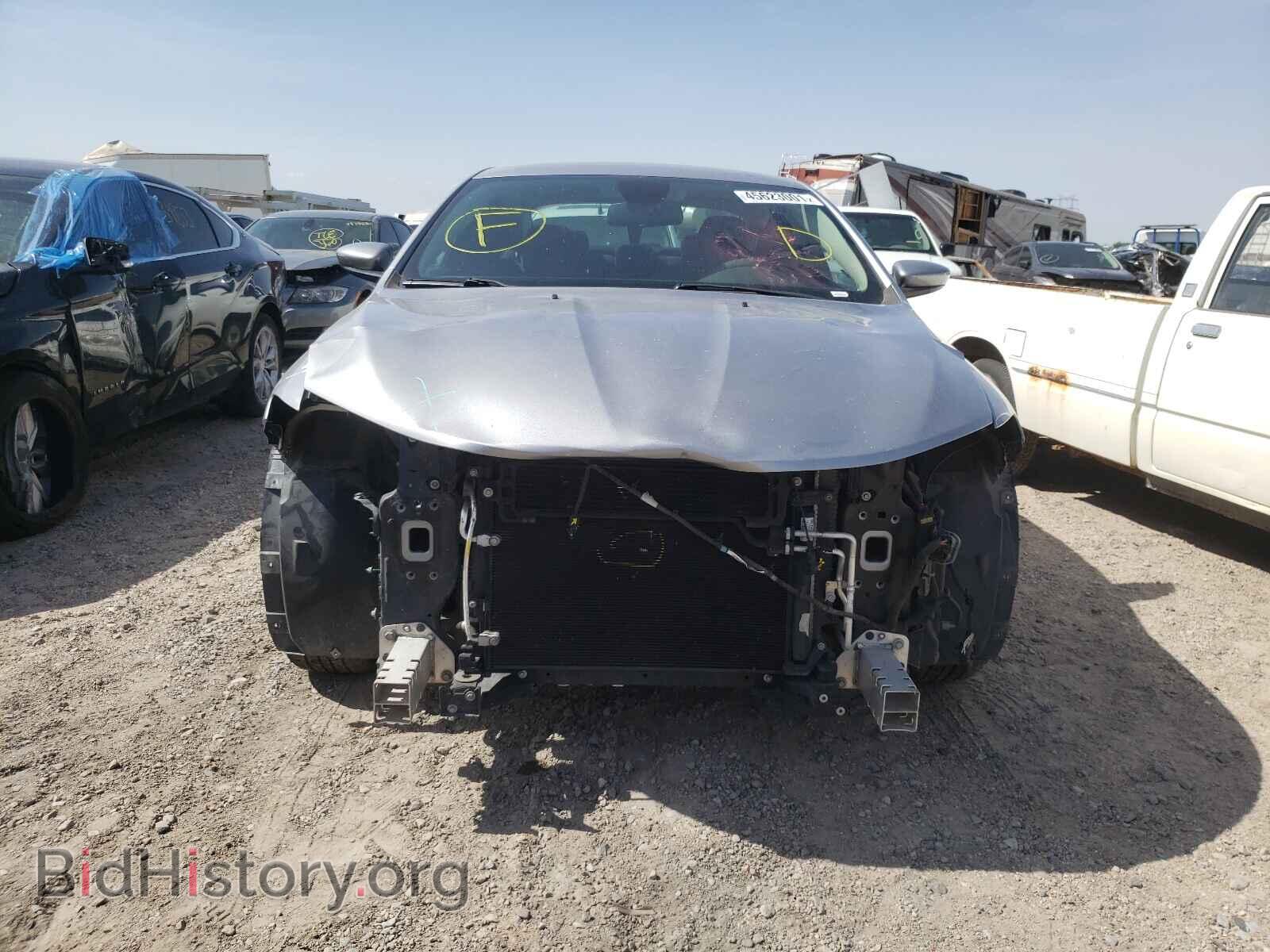 2015 CHRYSLER 200 - VIN: 1C3CCCAB4FN688199 - Фото 9
