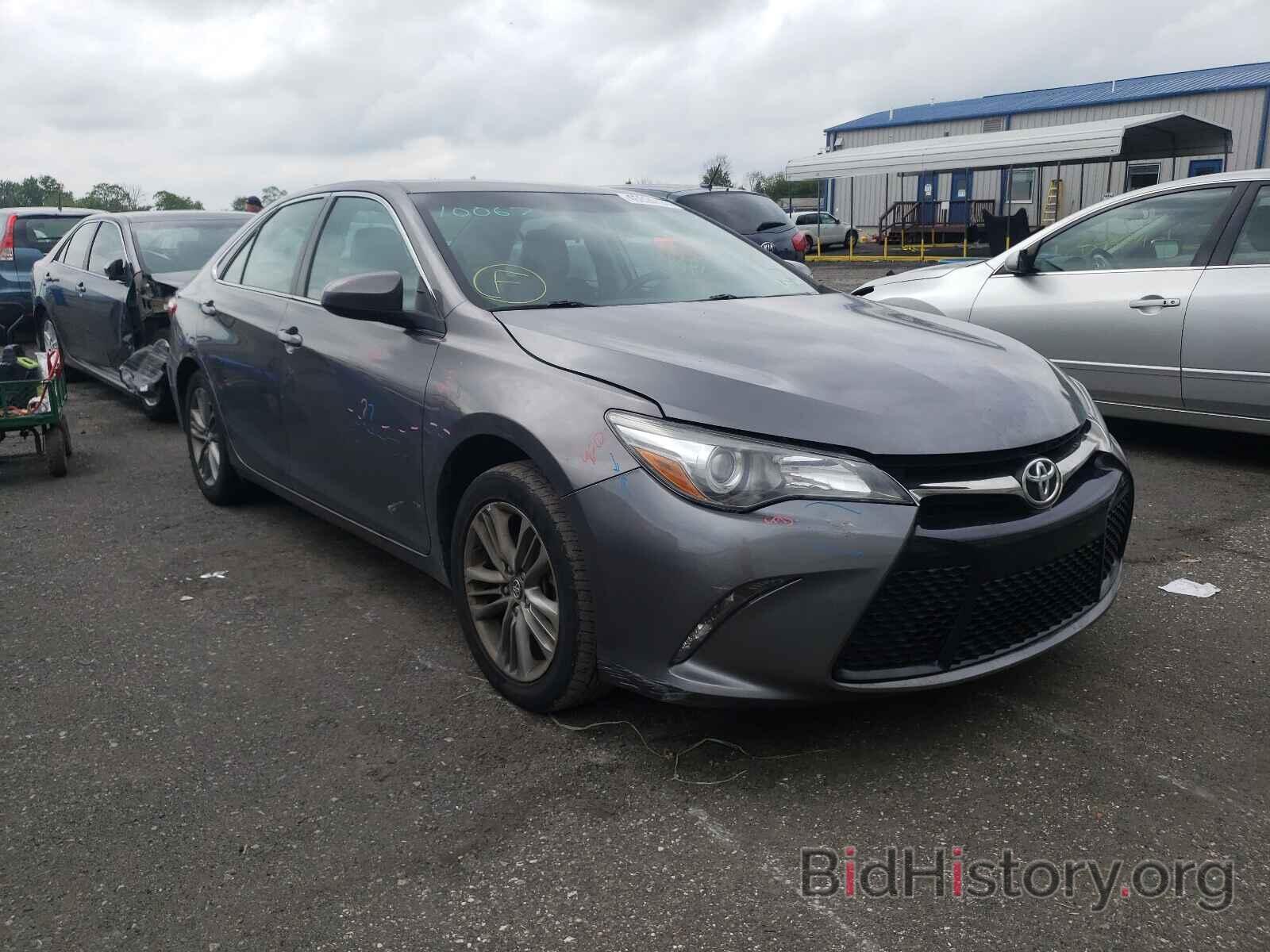 Photo 4T1BF1FK5HU372326 - TOYOTA CAMRY 2017