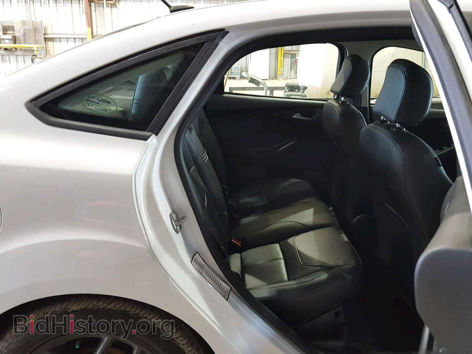 2016 FORD FOCUS - VIN: 1FADP3F20GL321106 - Photo 6