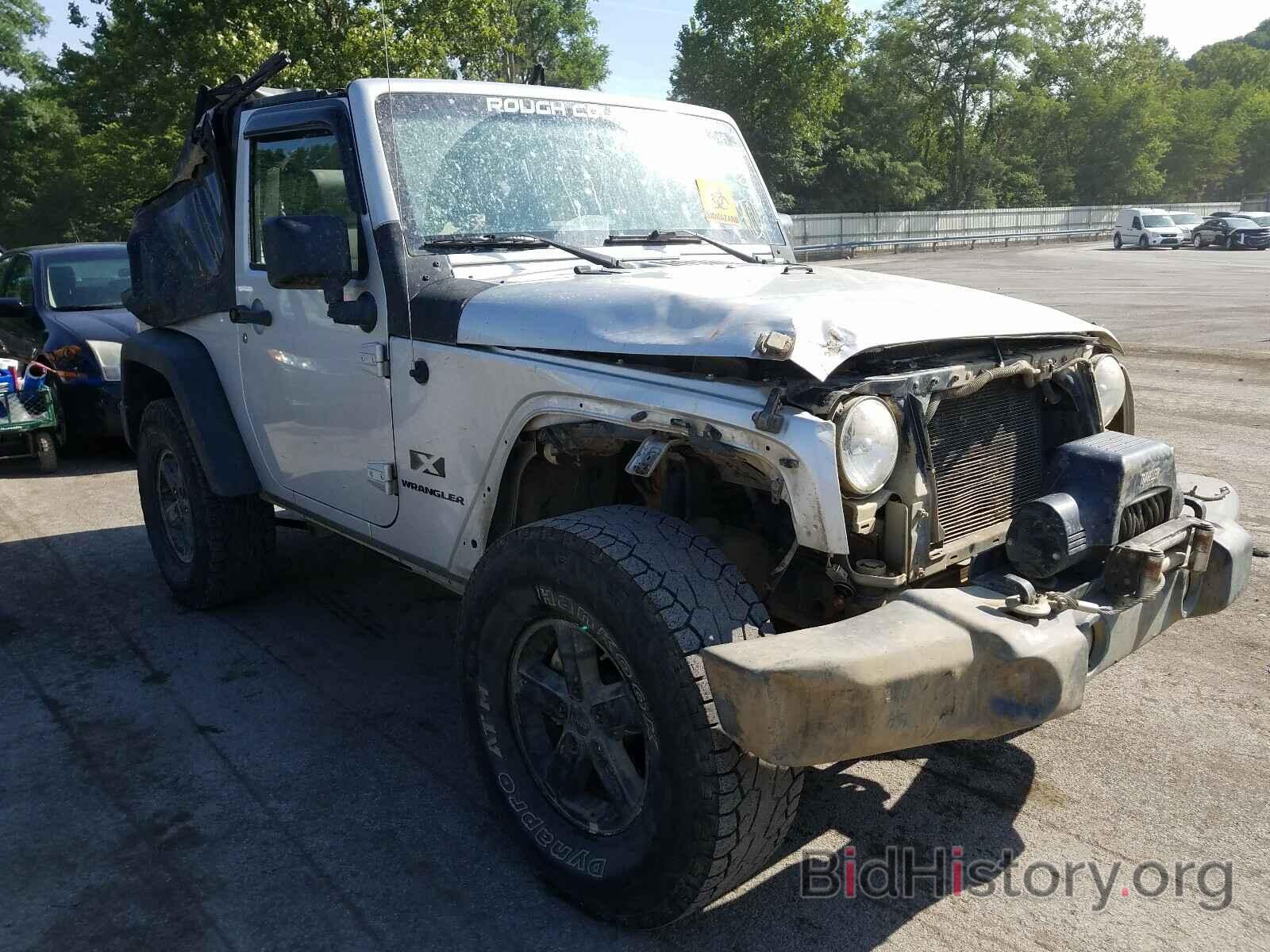 Photo 1J4FA24108L505613 - JEEP WRANGLER 2008