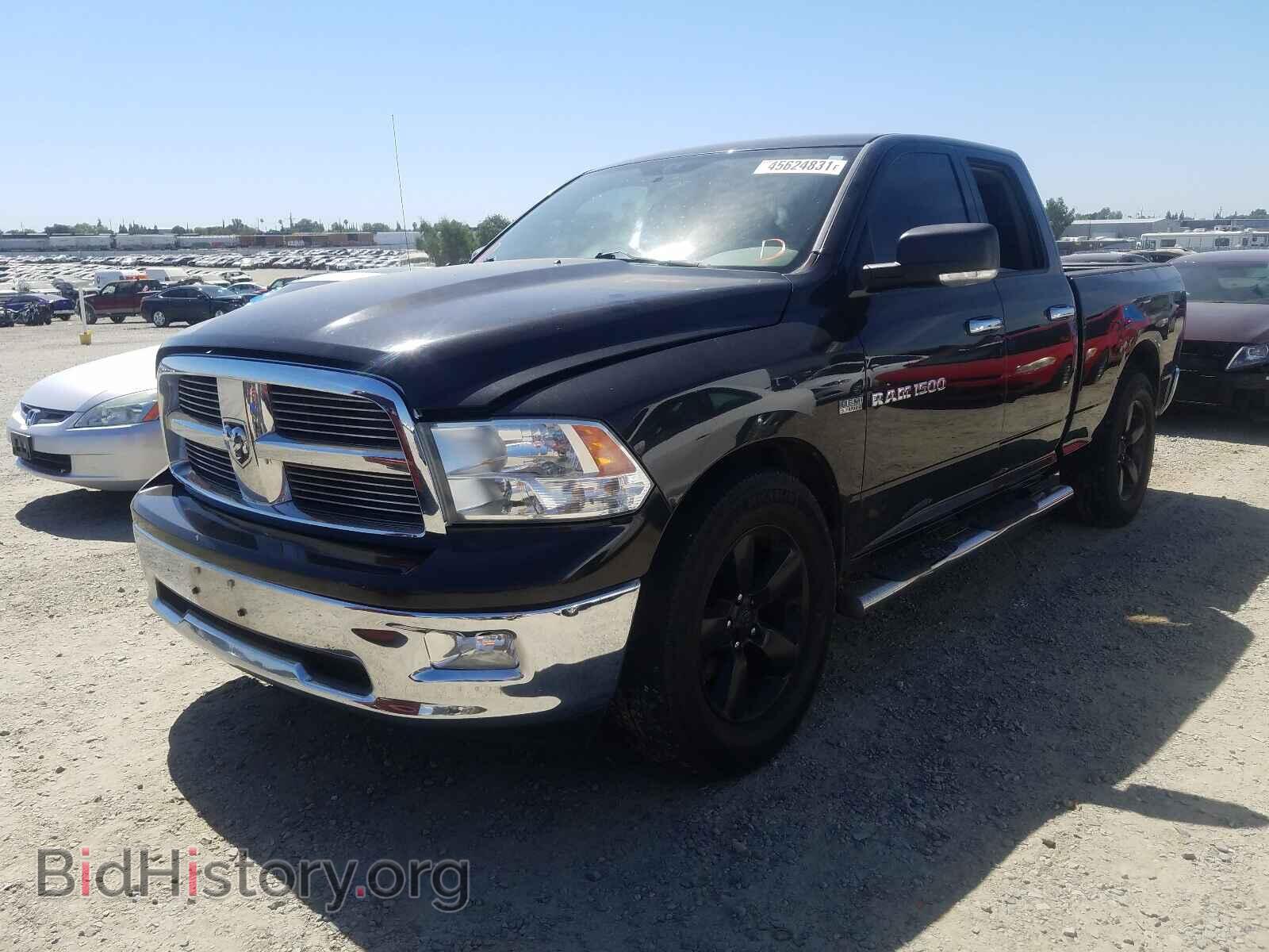 2011 DODGE RAM 1500 - VIN: 1D7RB1GT7BS637973 - Фото 2