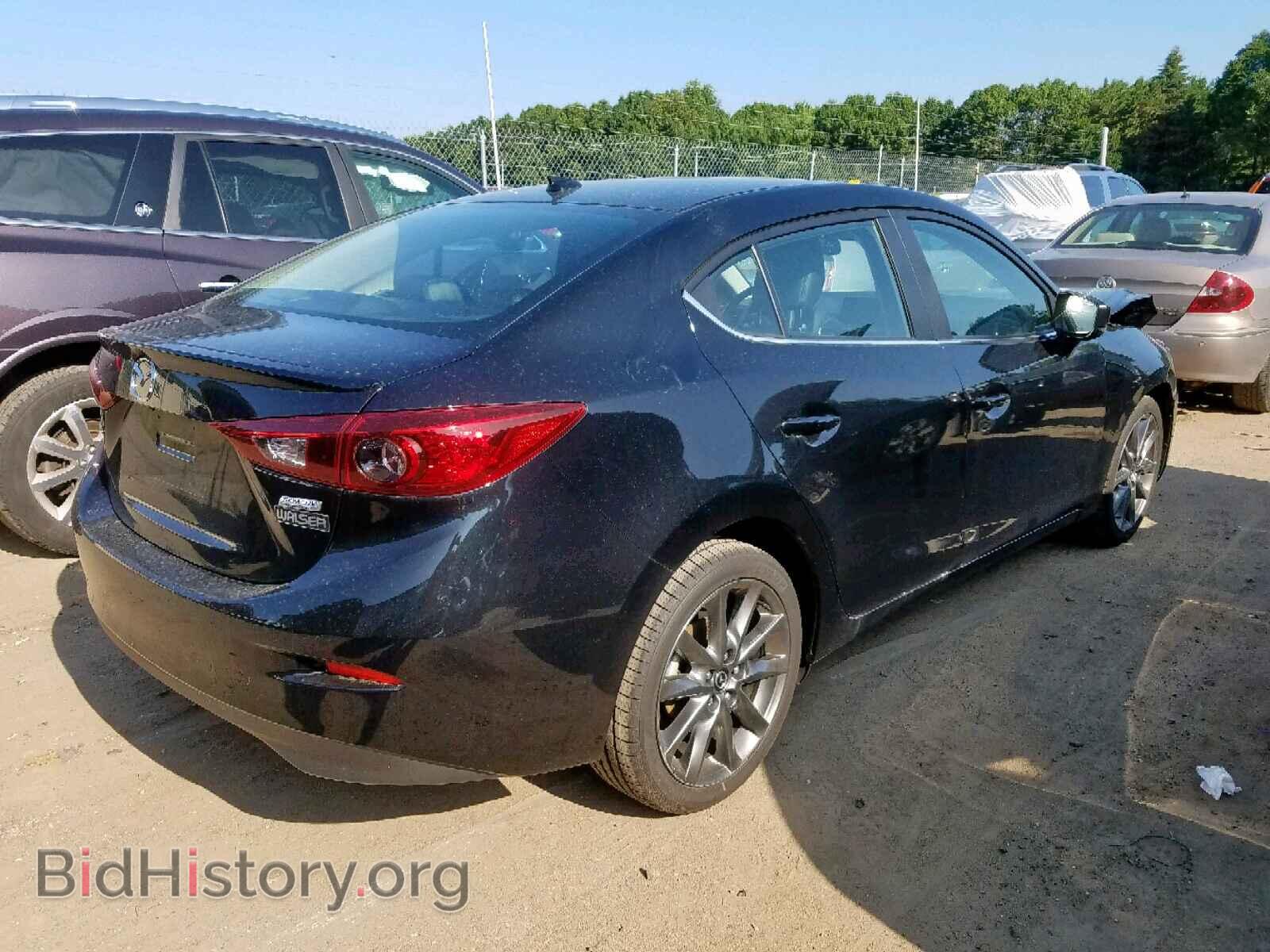 2018 MAZDA 3 - VIN: 3MZBN1V36JM257923 - Фото 4