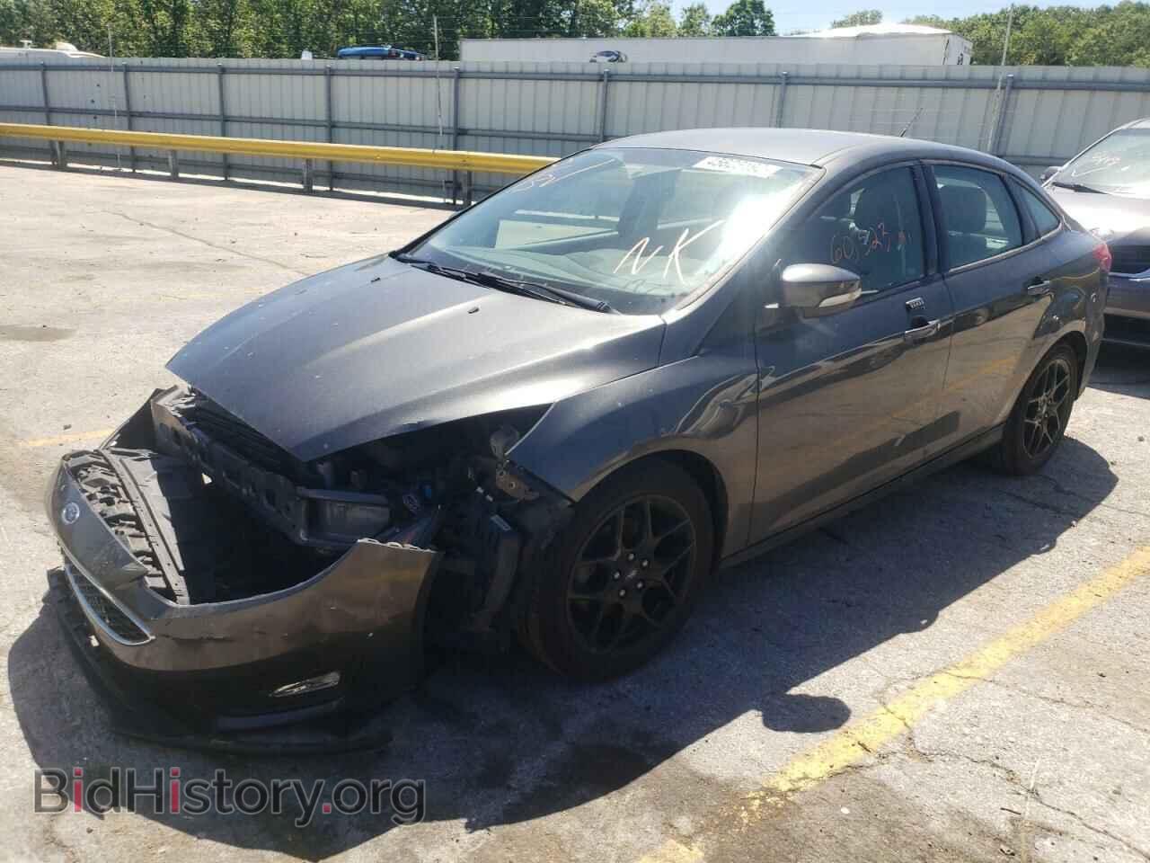 2016 FORD FOCUS - VIN: 1FADP3F29GL374385 - Photo 2