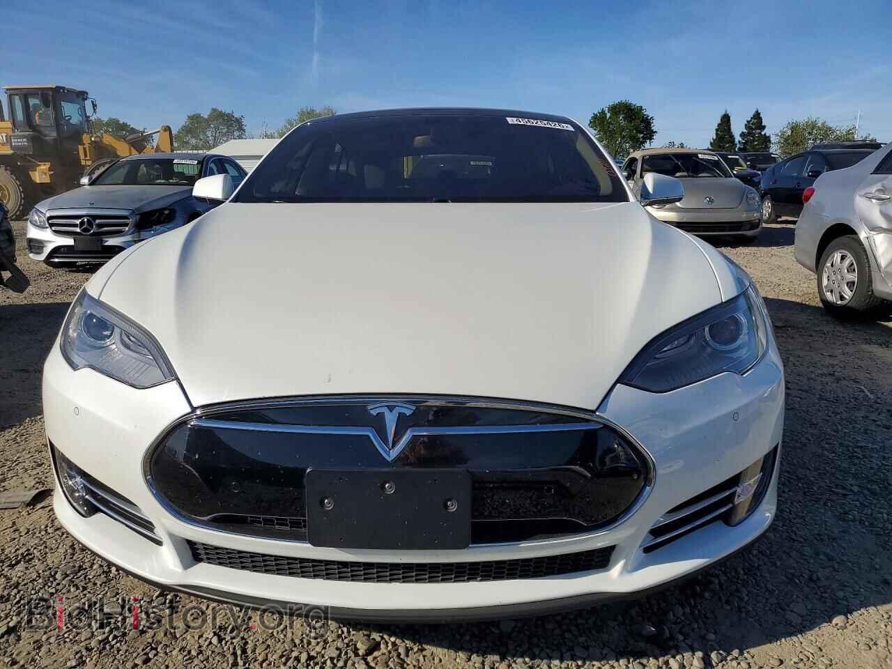 2014 TESLA MODEL S - VIN: 5YJSA1H17EFP40498 - Фото 5