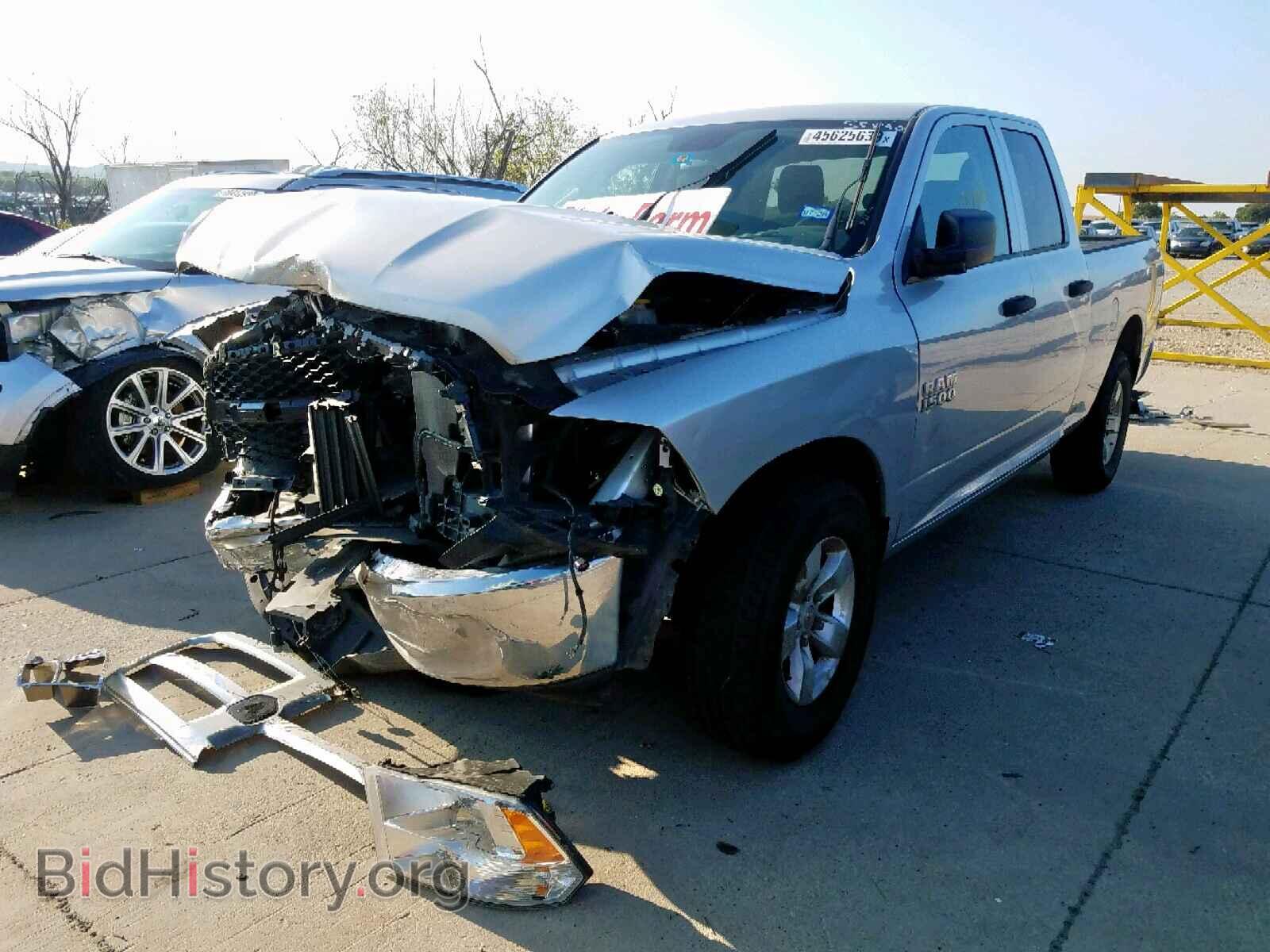 2018 RAM 1500 ST - VIN: 1C6RR6FG7JS336522 - Фото 2