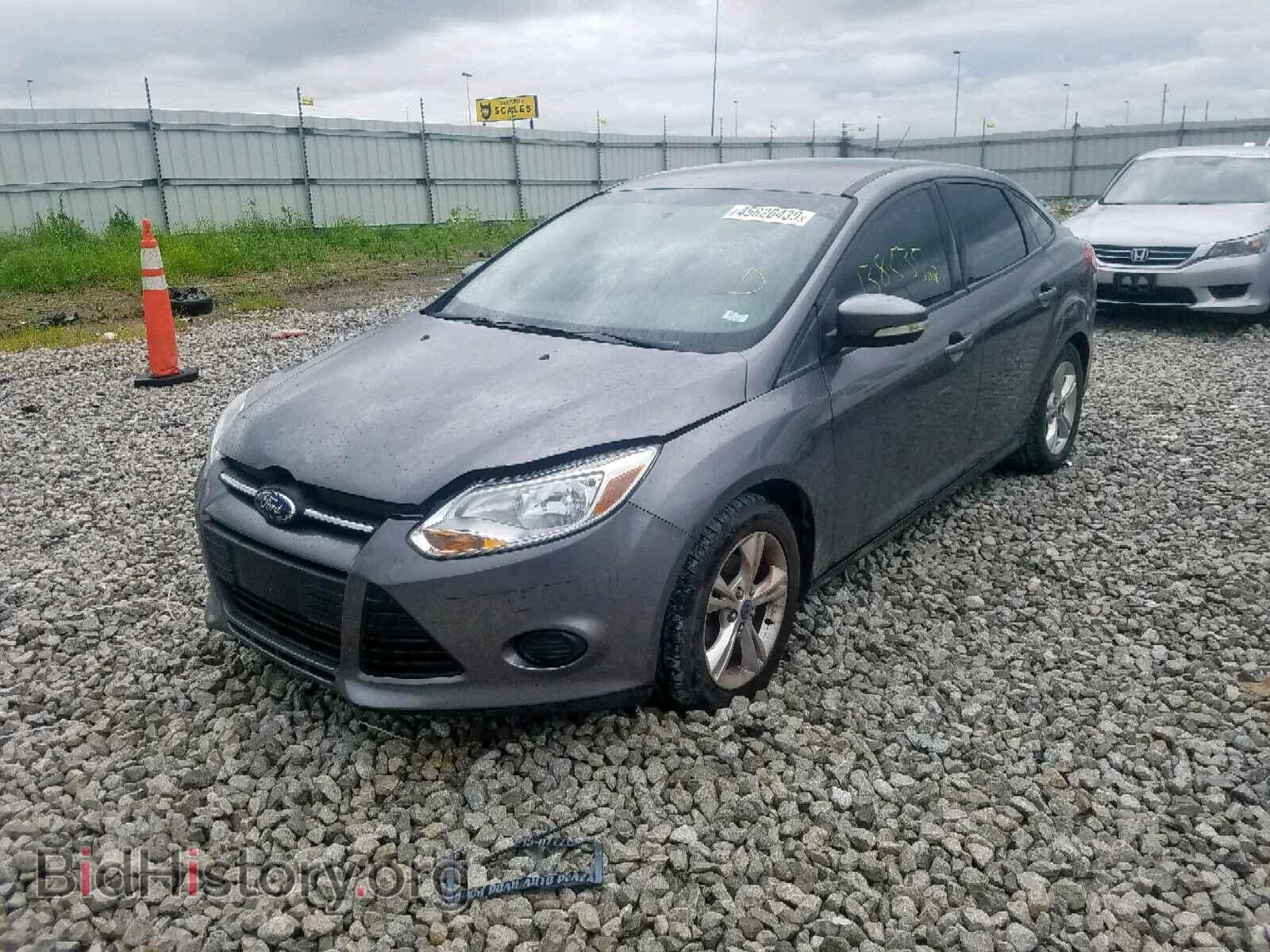 2013 FORD FOCUS SE - VIN: 1FADP3F28DL270983 - Фото 2