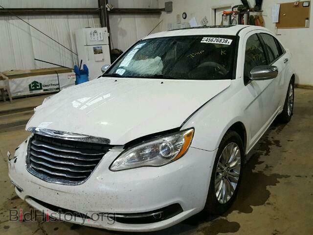 2013 CHRYSLER 200 - VIN: 1C3CCBCG1DN742915 - Фото 2