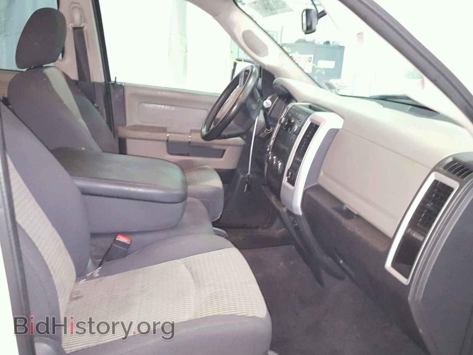 2010 DODGE RAM 1500 - VIN: 1D7RV1CT3AS228039 - Фото 5