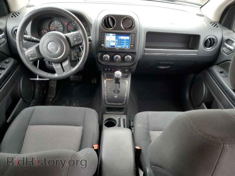 2012 Jeep COMPASS (VIN 1C4NJCEB0CD602280) — photo 8 of 13