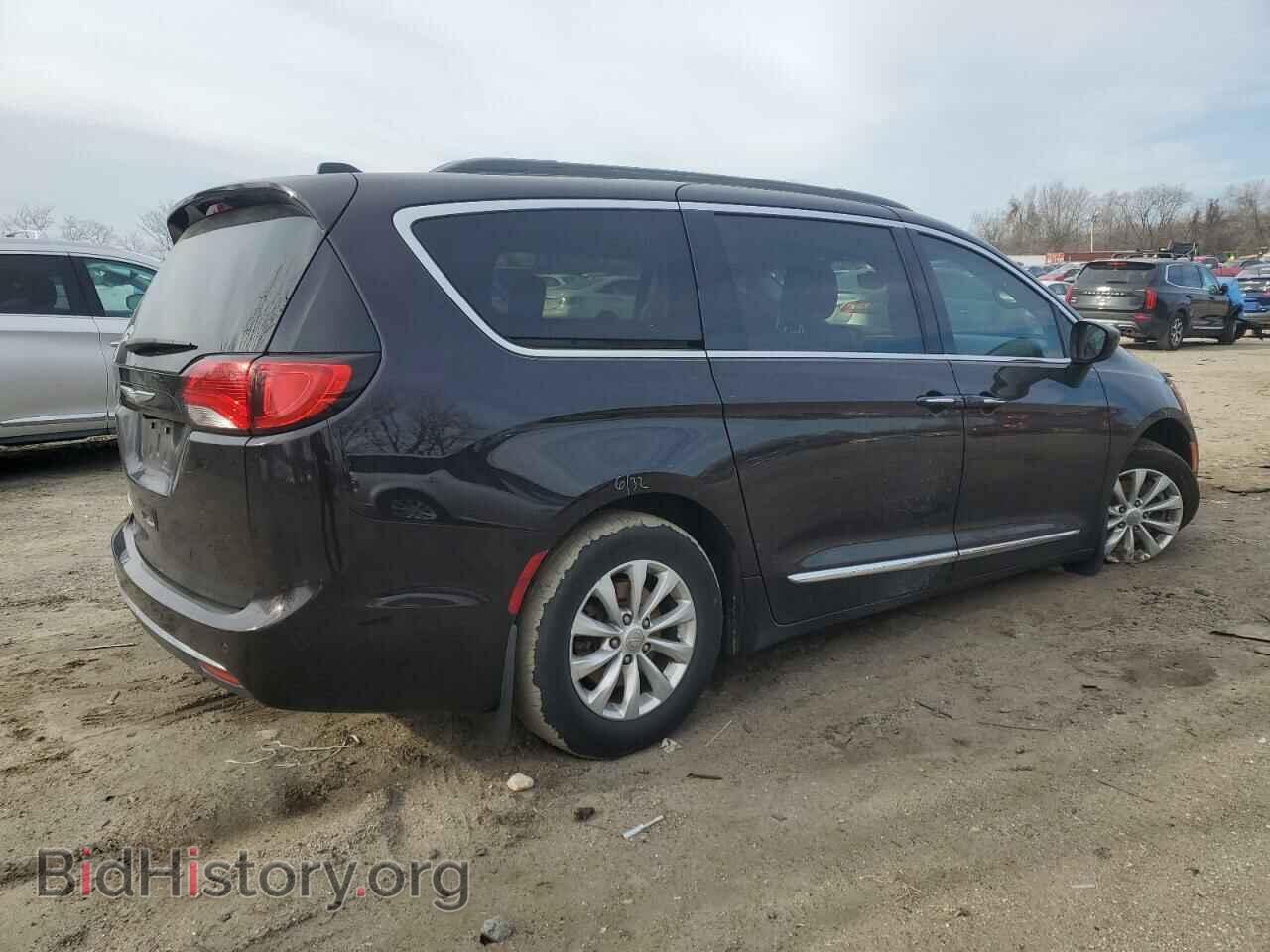 2017 CHRYSLER PACIFICA - VIN: 2C4RC1BG8HR542267 - Фото 3