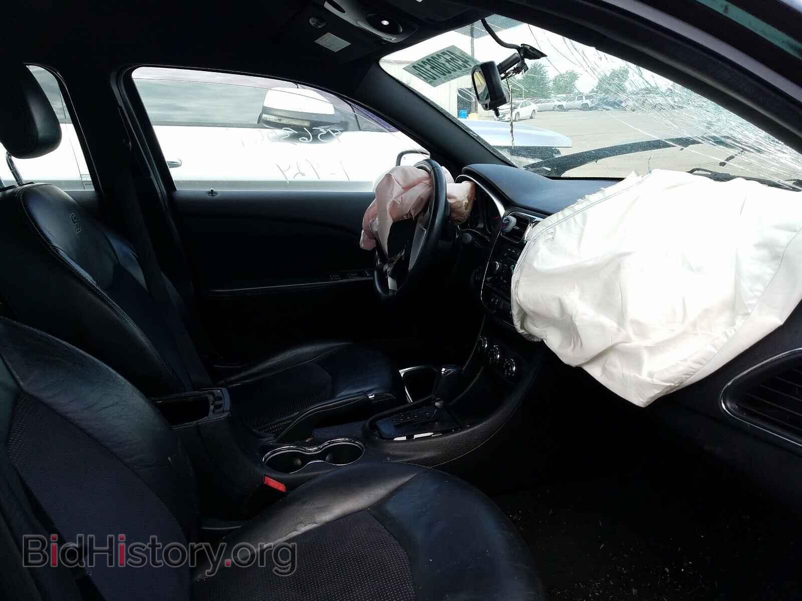 2013 CHRYSLER 200 - VIN: 1C3CCBCG8DN574349 - Фото 5