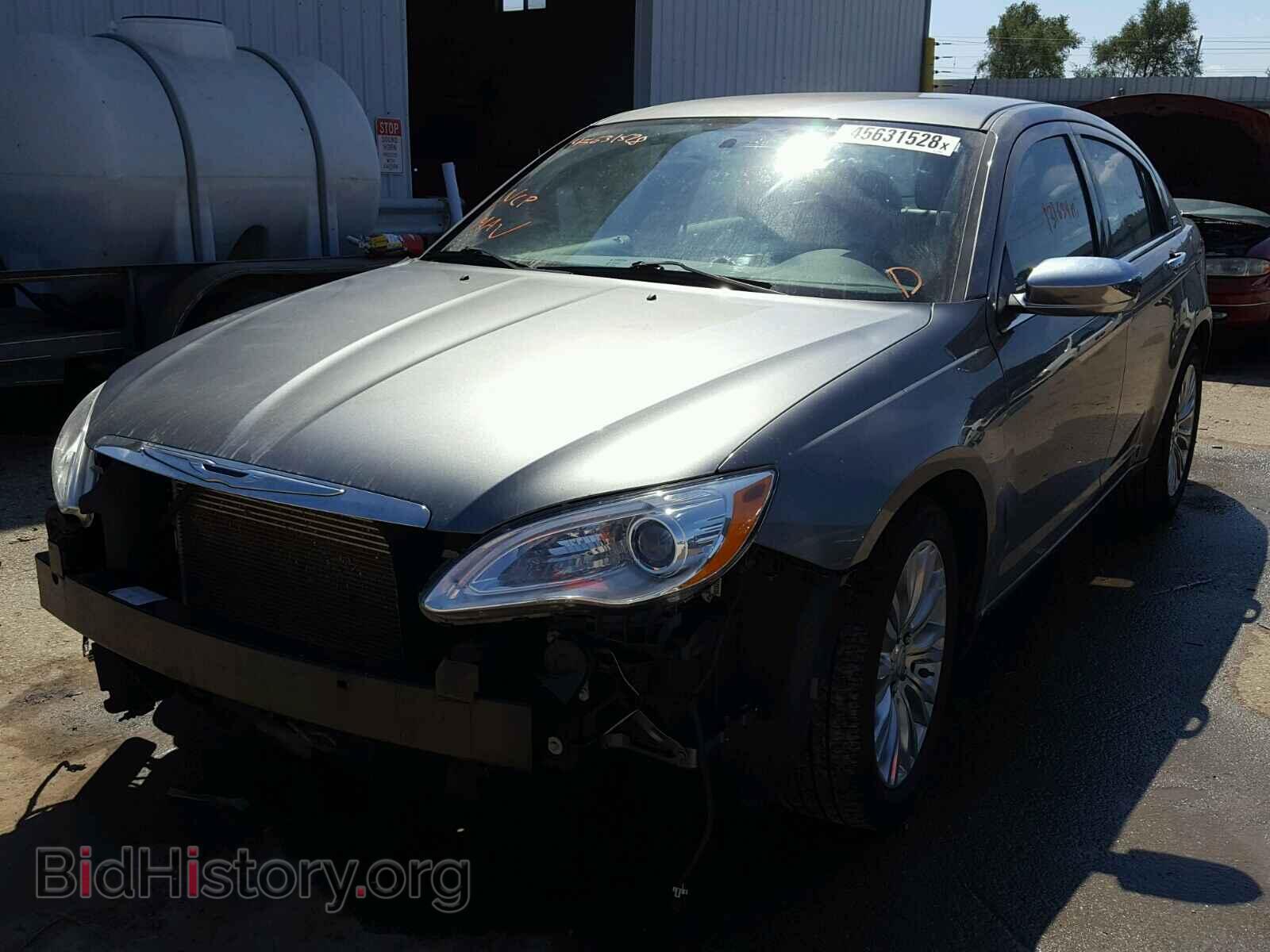 2011 CHRYSLER 200 - VIN: 1C3BC2FG4BN623986 - Фото 2