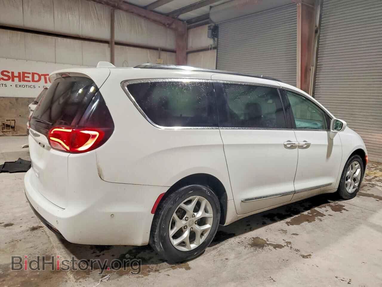 2018 CHRYSLER PACIFICA - VIN: 2C4RC1EG2JR111103 - Фото 3