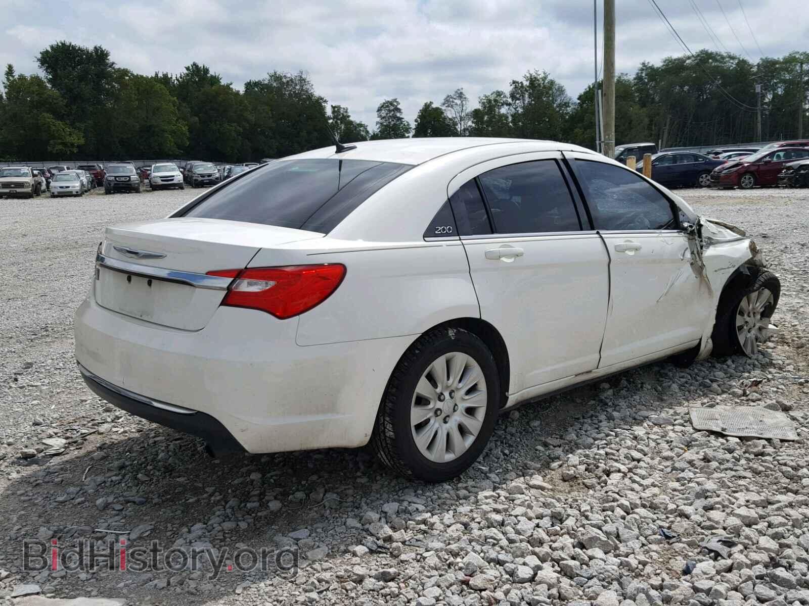 2011 CHRYSLER 200 - VIN: 1C3BC4FB0BN521486 - Фото 4