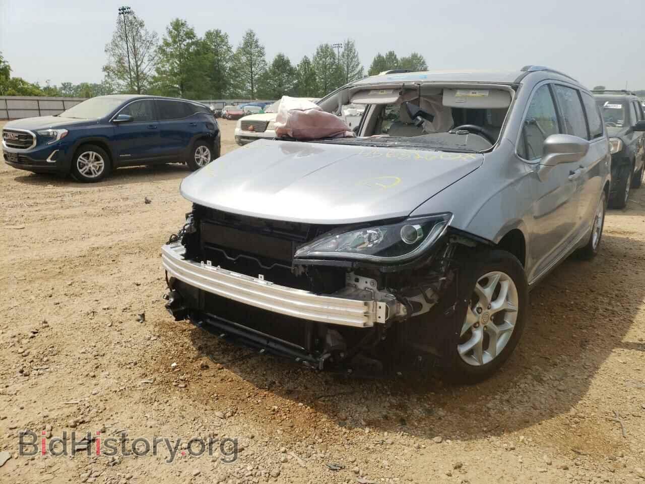 2017 CHRYSLER PACIFICA - VIN: 2C4RC1EGXHR752784 - Photo 2