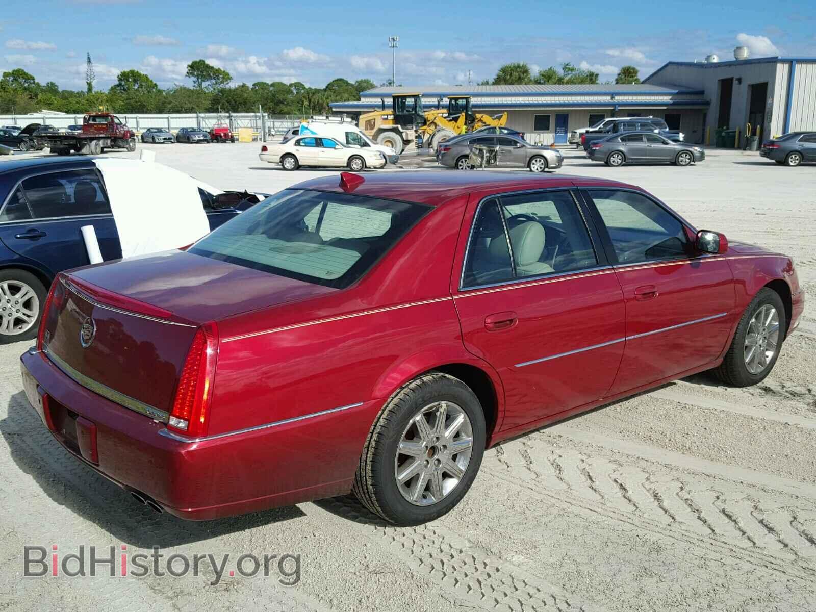2011 CADILLAC DTS - VIN: 1G6KH5E62BU143929 - Фото 4