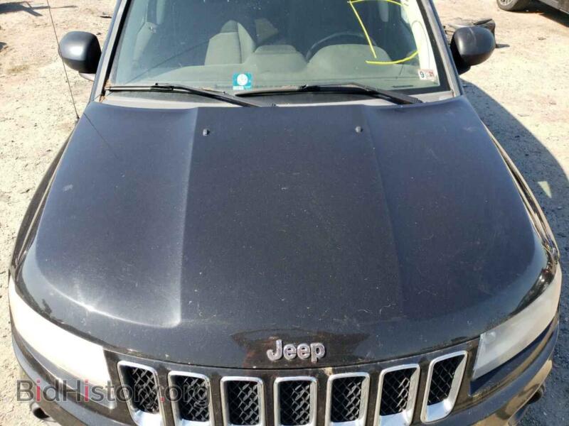 2012 Jeep COMPASS (VIN 1C4NJCEB6CD509036) — photo 9 of 10