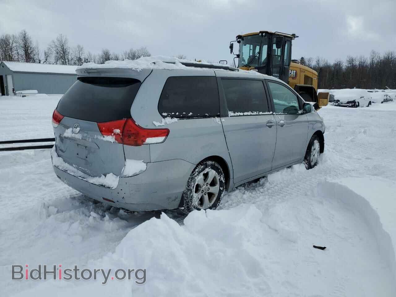 2011 TOYOTA All Models - VIN: 5TDKK3DC3BS058869 - Photo 3