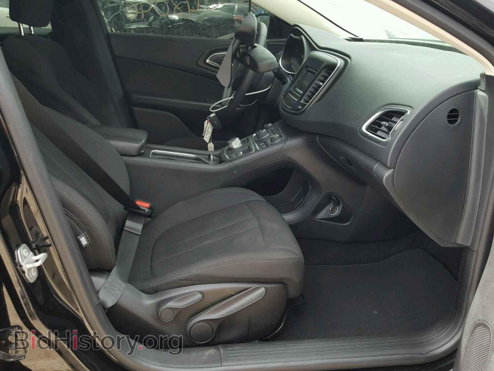2016 CHRYSLER 200 - VIN: 1C3CCCAB7GN112320 - Photo 5